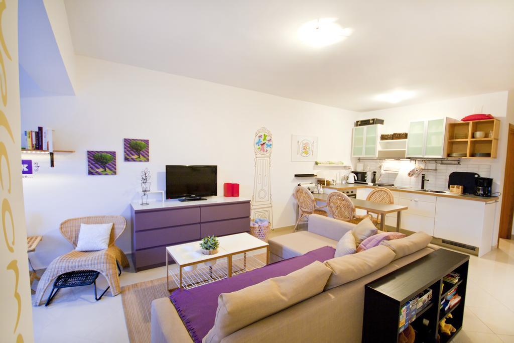 Adela Apartments Dramalj Buitenkant foto